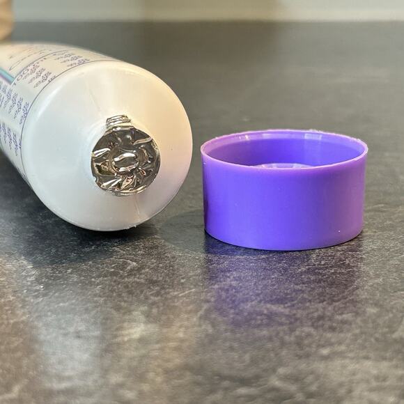 New Perlier Lavender Hand Cream Lotion 3.3 oz SEALED - Picture 6 of 6